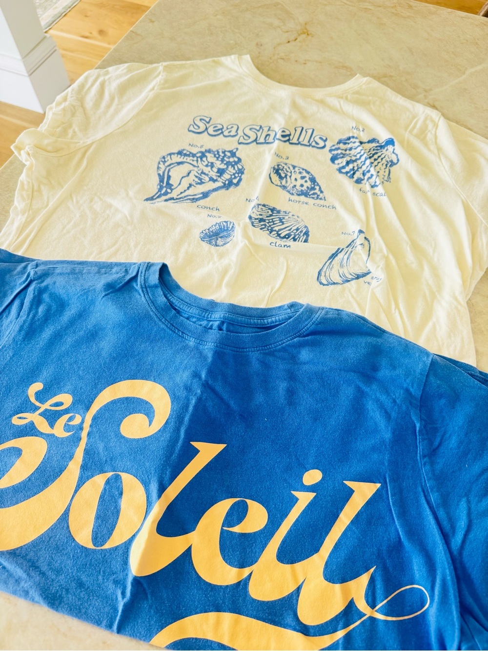 Universal Thread XXL Graphic Tee Bundle Sea Shells & Le Soleil Cotton T-Shirts